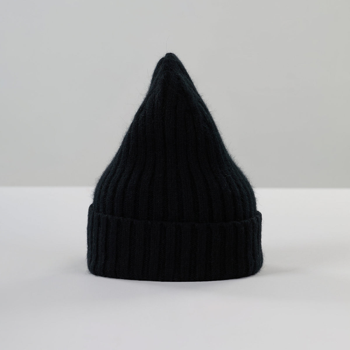 Le GRAND Beanie  - Onyx Black
