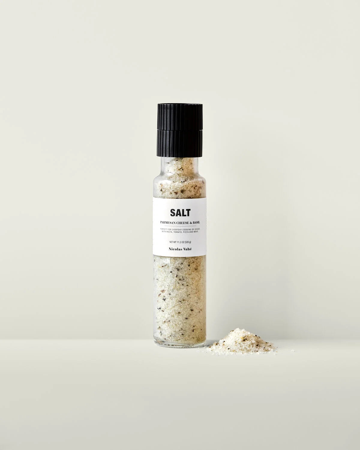 Salz, Parmesan & Basilikum mit Mühle