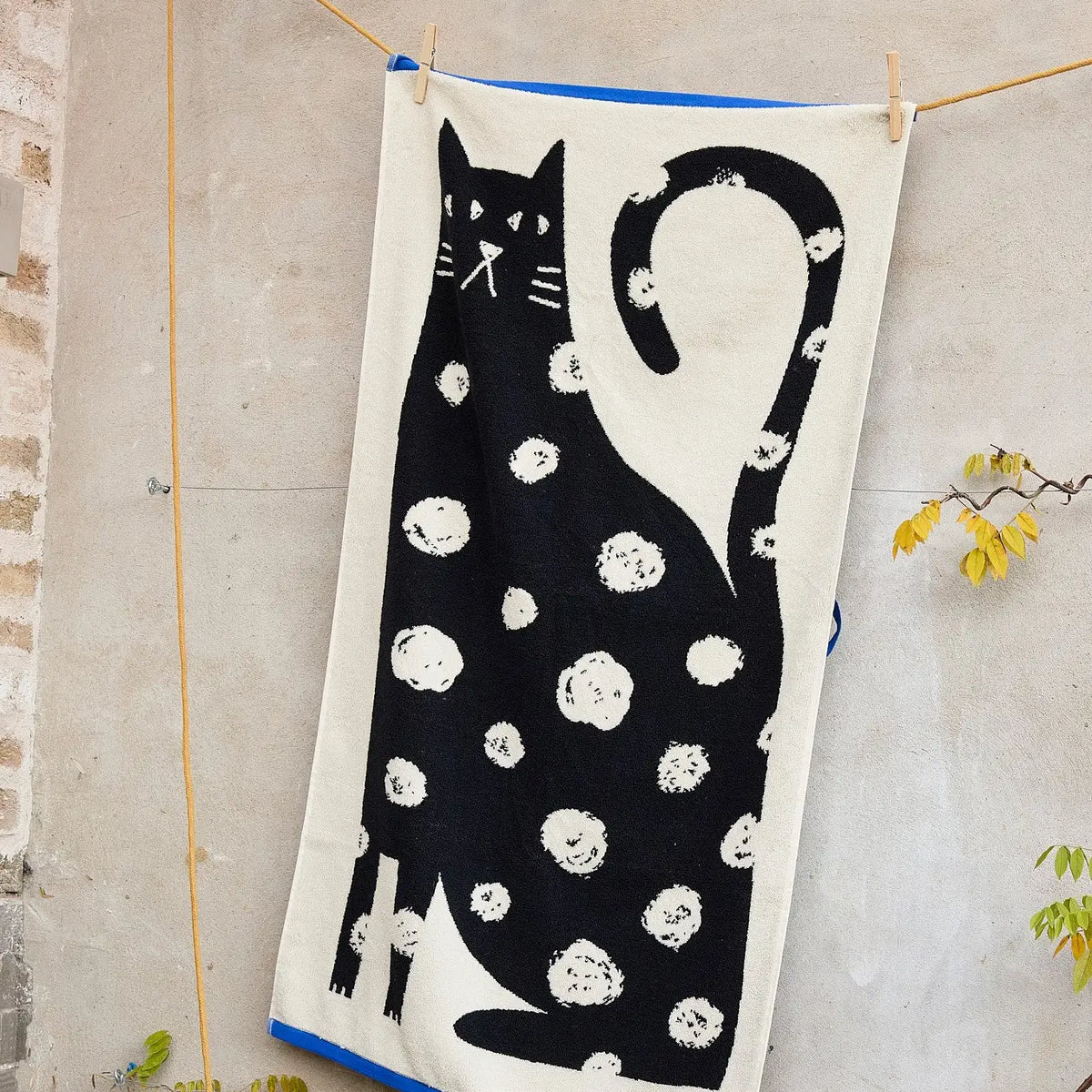 Donna Wilson - Faules Katzen-Badetuch