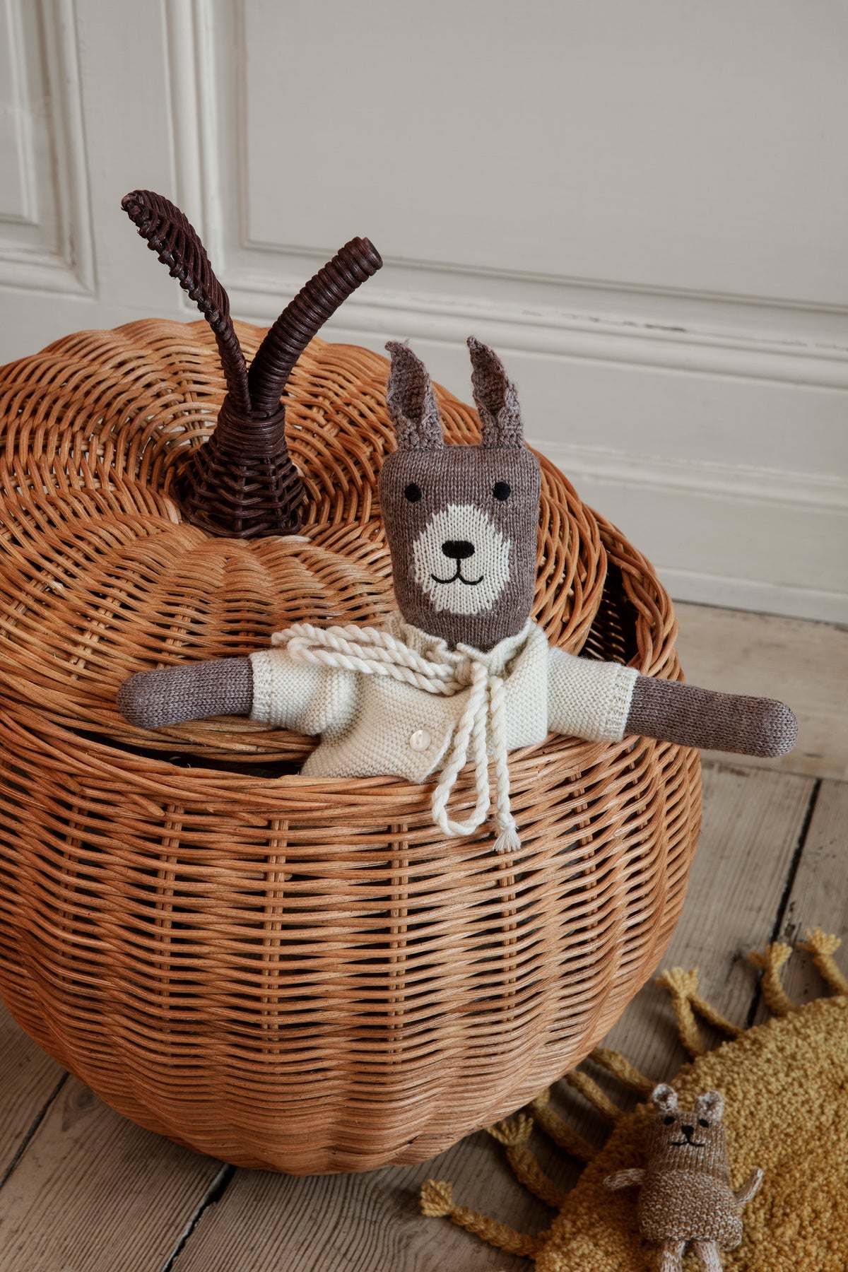 Ferm Living - Lee Merino Rabbit Family