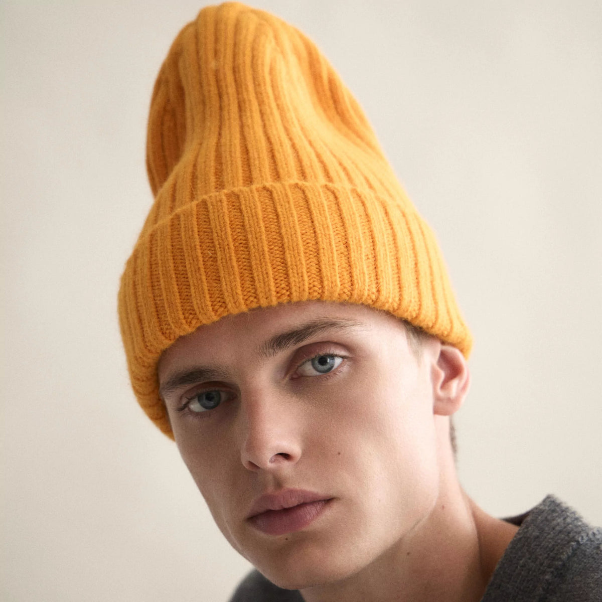 Le GRAND Beanie - Orange Peel