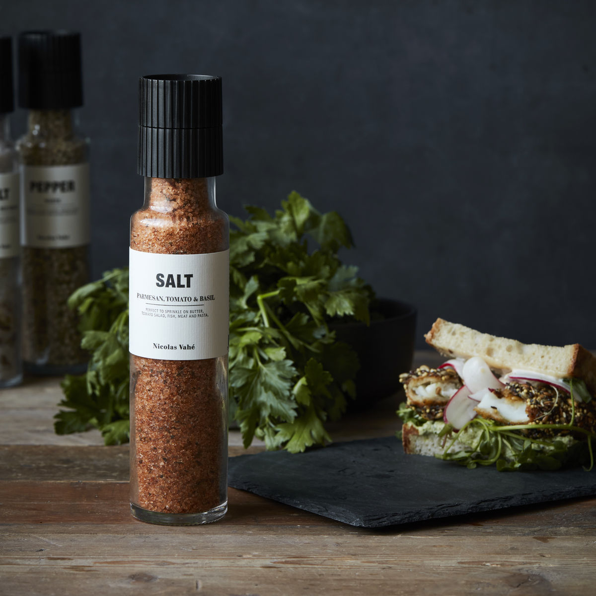 Salz - Parmesan,Tomate & Basilikum mit Mühle